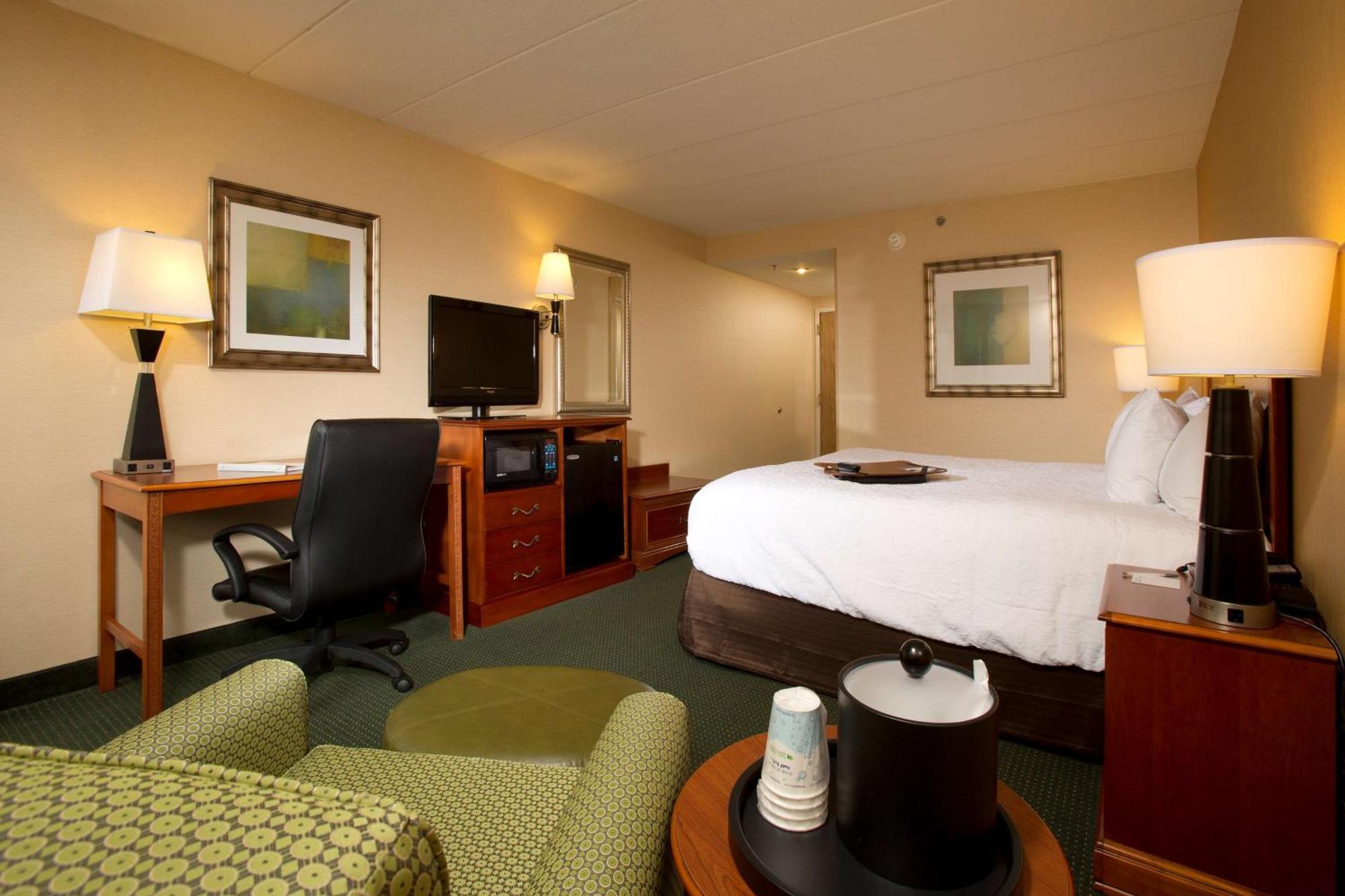 Hampton Hotel